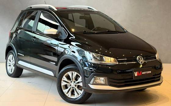 VOLKSWAGEN CROSSFOX 1.6 MSI FLEX 16V 4P MANUAL VOLKSWAGEN CROSSFOX 1.6 MSI FLEX 16V 4P MANUAL
